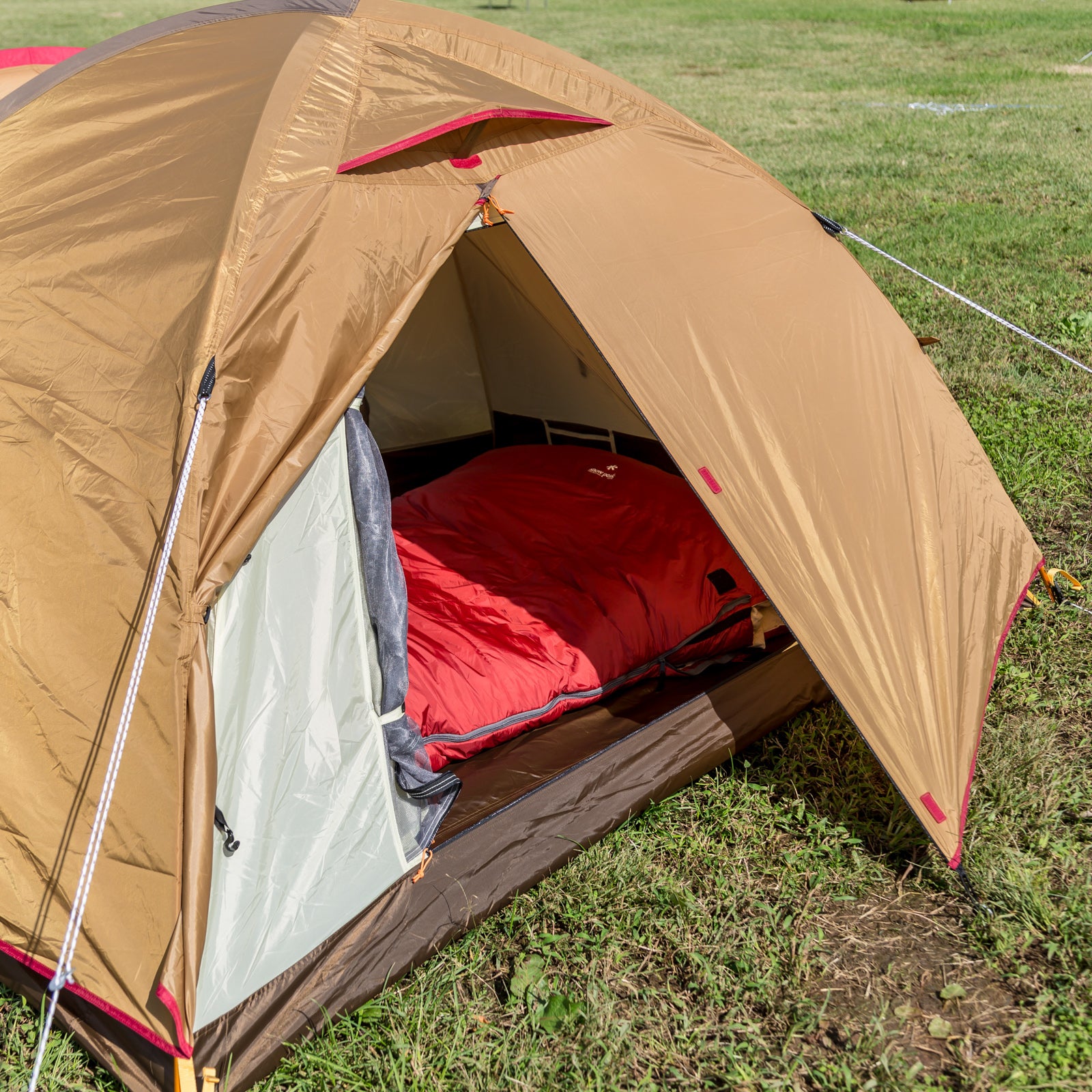 Snow Peak Amenity Dome S in Ivory SDE-002-IV-US 露營帳篷(美版象牙白色)